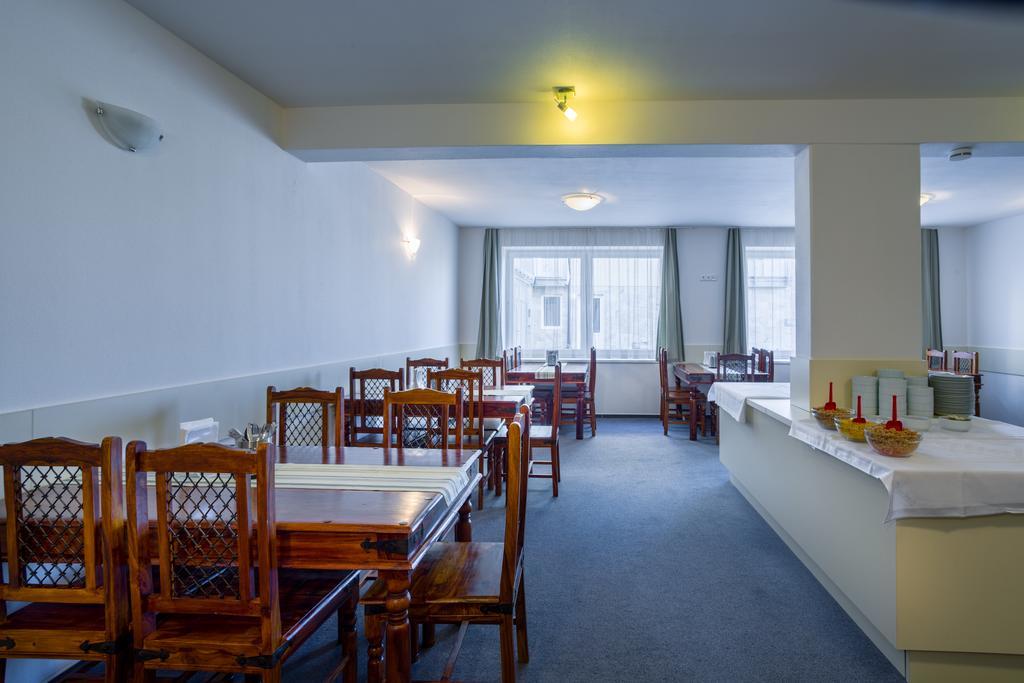 Garni Hotel Trebon Ngoại thất bức ảnh