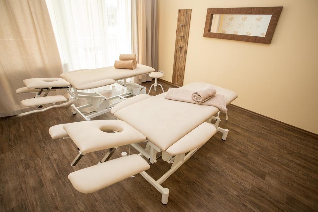 Garni Hotel Trebon Ngoại thất bức ảnh